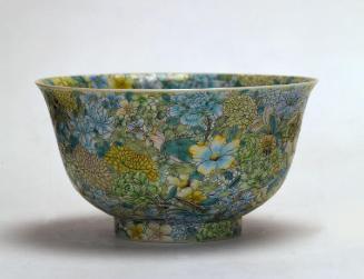 A  bowl with “one hundred flowers” motif