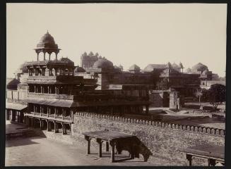 View of Panch Mahal and other buildings at Fatehpur Sikri