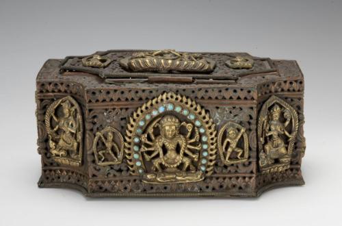Openwork box with the Hindu deity Durga and yoginis