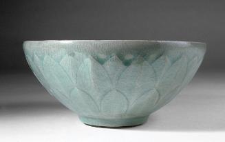 Bowl with lotus-petal design