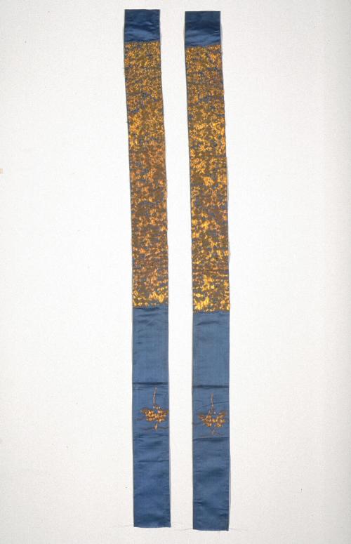 Sleeveband, one of a pair