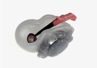 Water vessel in the shape of a bottle gourd decorated with a crab, and accompanied by a spoon