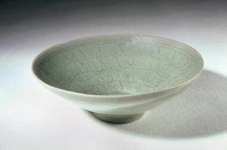 Bowl with floral design