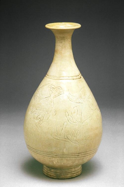 Bottle with abstract design