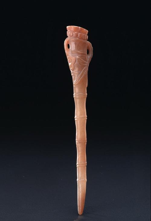 Hairpin in the shape of a stalk of bamboo