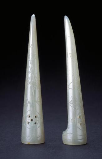 Pair of nail covers