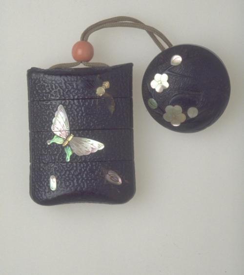 Inro in the shape of a leather tobacco pouch with insect design
