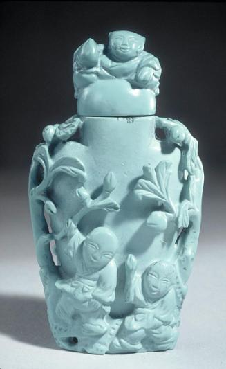 Snuff bottle