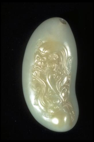 Snuff bottle with catfish and fungus