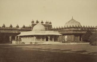 Tomb of Shaikh Salim Chishti in Jami Mosque at Fatehpur Sikri