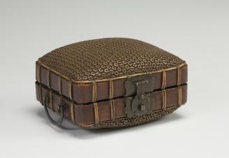 Suitcase-shaped container
