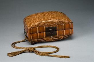 Suitcase-shaped casket
