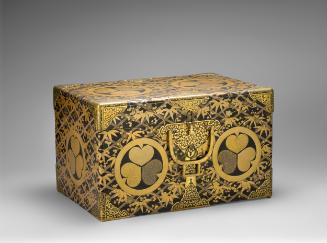 Traveling chest
