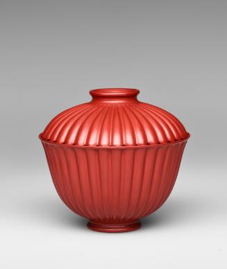 Lidded cup with inscribed poetry by Emperor Qianlong