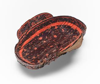 Plate with two handles