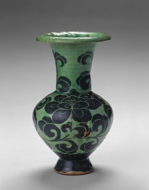 Vase with design of floral sprays
