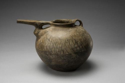 Beak-spouted vessel
