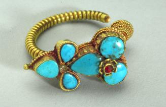 Earring